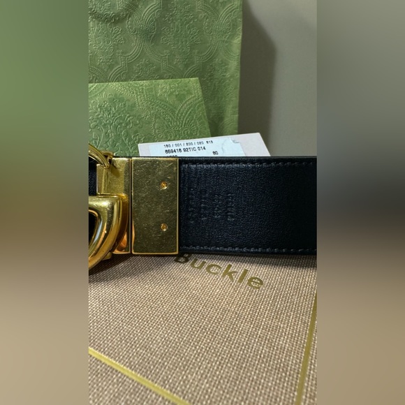 Reversible Gucci Belt: - Picture 5 of 7